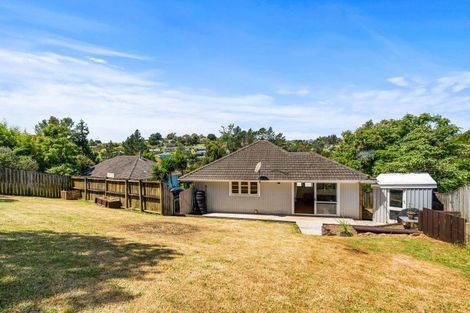 Photo of property in 35 Ogle Crescent, Te Kamo, Whangarei, 0112