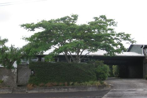 Photo of property in 21f School Road, Morningside, Auckland, 1021