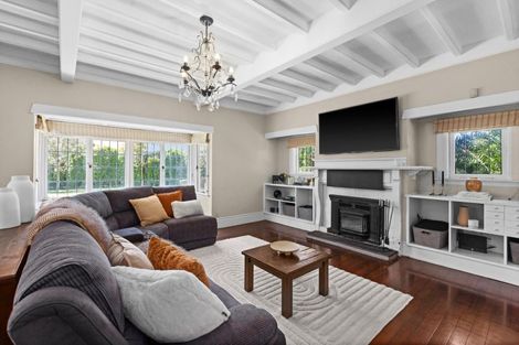 Photo of property in 305 Southland Road, Hastings, 4122