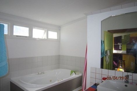 Photo of property in 104 Alexander Street, Greymouth, 7805