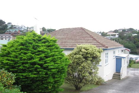 Photo of property in 130 Broderick Road, Johnsonville, Wellington, 6037