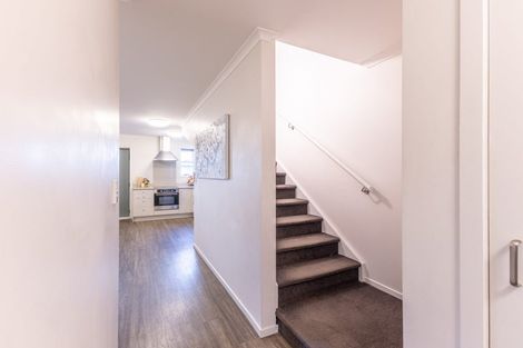 Photo of property in 11 Chiefs Court, Hamilton East, Hamilton, 3216