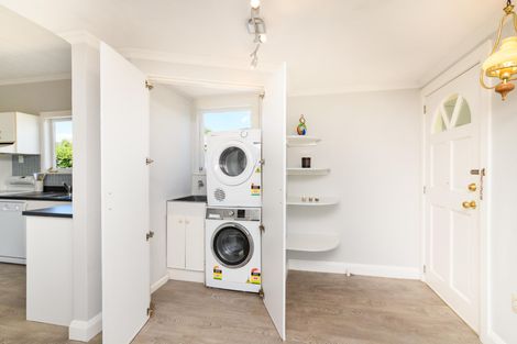 Photo of property in 26 Rangitira Avenue, Palmerston North, 4414