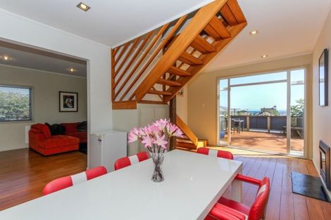 Photo of property in 22 Downe Street, New Plymouth, 4310