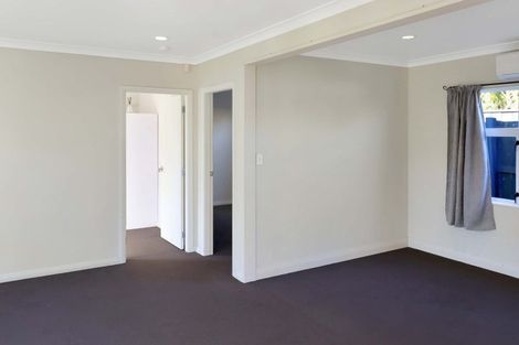 Photo of property in 84 Amohia Street, Paraparaumu, 5032