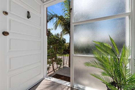 Photo of property in 3/1 Rata Road, Devonport, Auckland, 0624