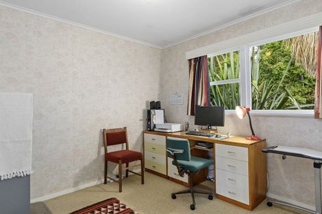 Photo of property in 32 Pempsey Street, Silverstream, Upper Hutt, 5019