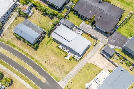 Photo of property in 147 The Fairway, Matarangi, Whitianga, 3592