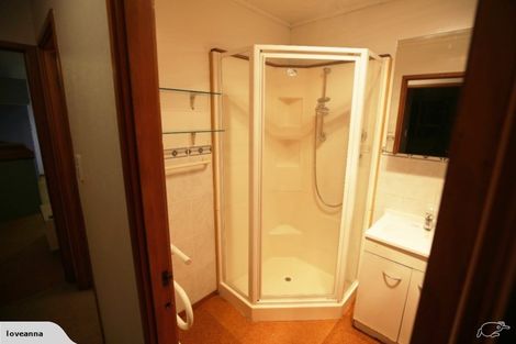 Photo of property in 16 Ransom Smyth Drive, Goodwood Heights, Auckland, 2105