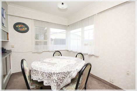 Photo of property in 7 Harlech Street, Levin, 5510