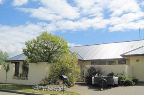 Photo of property in 1 Cobden Place, Woodend, 7610