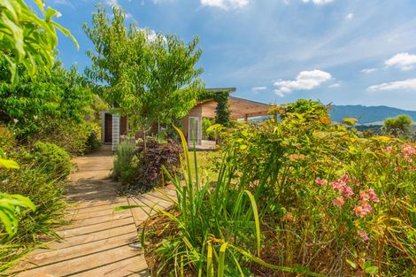 Photo of property in 1046 Te Hutewai Road, Raglan, 3296