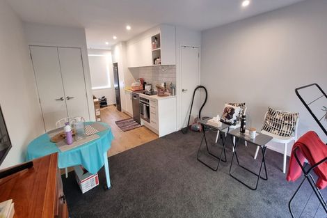Photo of property in 9/3234 Great North Road, New Lynn, Auckland, 0600