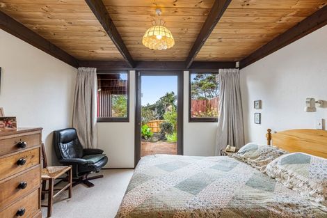 Photo of property in 18 Miraka Place, Birkenhead, Auckland, 0626