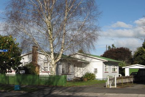 Photo of property in 42 Gillies Avenue, Claudelands, Hamilton, 3214