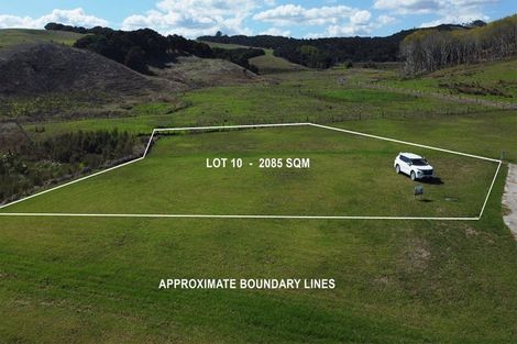 Photo of property in 14 Journeys End, Tapora, 0977