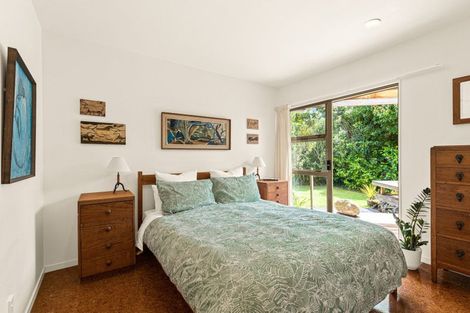 Photo of property in 42 Harbour View Road, Point Wells, Warkworth, 0986