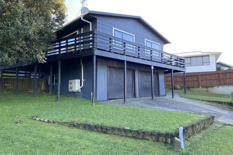 Photo of property in 11 Tahurangi Place, Spotswood, New Plymouth, 4310