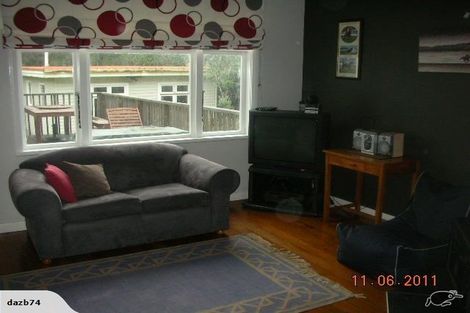 Photo of property in 25 Gordon Road, Plimmerton, Porirua, 5026