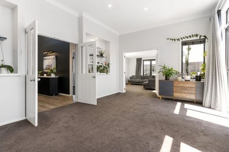 Photo of property in 9 Oaktree Lane, Bishopdale, Christchurch, 8053