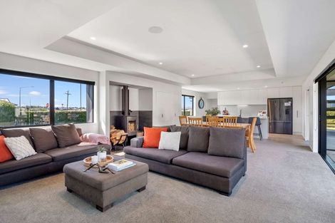 Photo of property in 1 Verdeco Boulevard, Lincoln, 7608