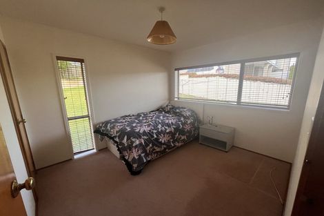 Photo of property in 26 Andrea Place, Sunnyhills, Auckland, 2010