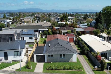 Photo of property in 4 Linklater Avenue, Bellevue, Tauranga, 3110
