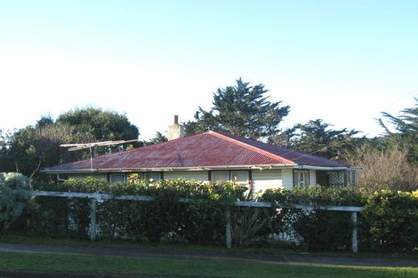 Photo of property in 141 Castor Crescent, Cannons Creek, Porirua, 5024