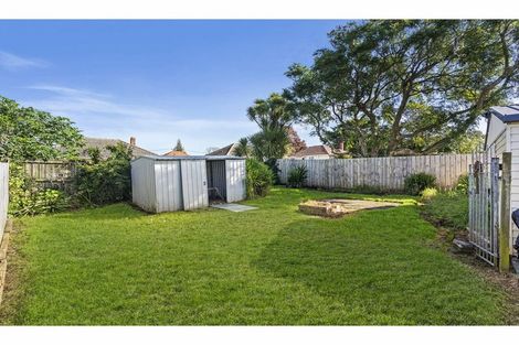 Photo of property in 1 Bardia Road, Panmure, Auckland, 1072