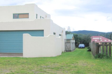 Photo of property in 108b Beverley Terrace, Whangamata, 3620