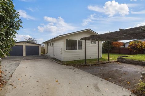 Photo of property in 8 Thackeray Place, Owhata, Rotorua, 3010