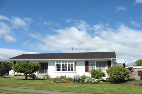 Photo of property in 7 Norwich Street, Stoke, Nelson, 7011