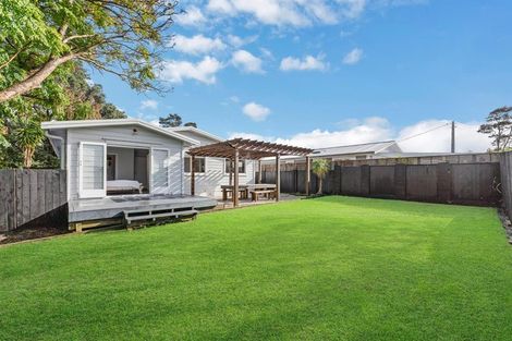 Photo of property in 84 Millbrook Road, Henderson, Auckland, 0612