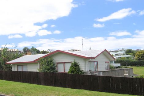 Photo of property in 8 Koutunui Road, Athenree, Katikati, 3177