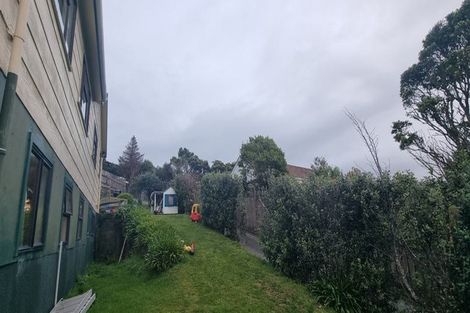 Photo of property in 142 Mark Avenue, Grenada Village, Wellington, 6037