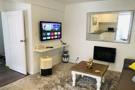 Photo of property in 591 Whangaparaoa Road, Stanmore Bay, Whangaparaoa, 0932