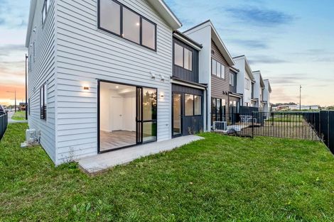 Photo of property in 9 Purapura Lane, Kumeu, 0810
