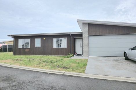 Photo of property in 4 Pikao Retreat, Papamoa Beach, Papamoa, 3118