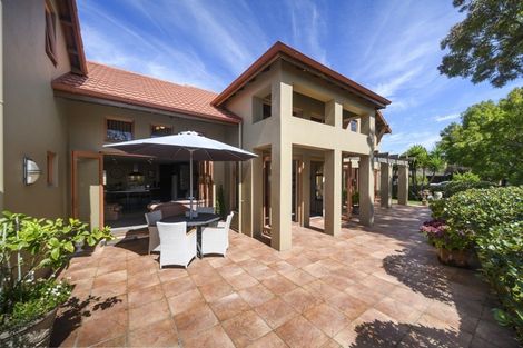 Photo of property in 17 Montgomery Terrace, Hokowhitu, Palmerston North, 4410