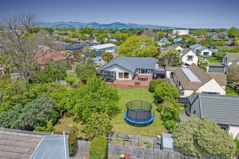 Photo of property in 28 Wairakei Road, Strowan, Christchurch, 8052