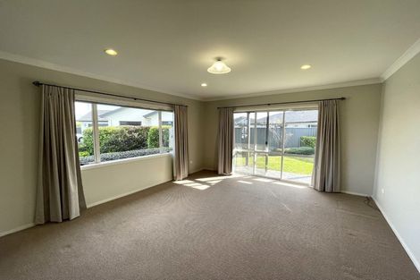 Photo of property in 6 Mana Place, Poraiti, Napier, 4112