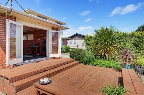 Photo of property in 3 Armagh Street, Levin, 5510