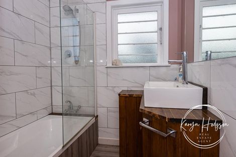 Photo of property in 2083a Paparoa Valley Road, Paparoa, 0571