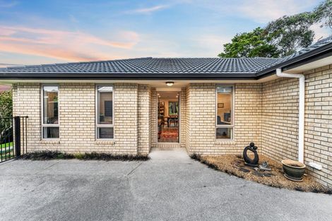 Photo of property in 6 Gavinike Place, Waimauku, 0812