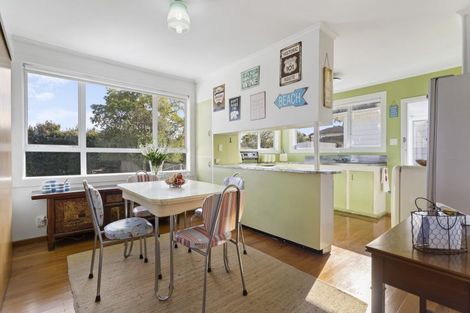 Photo of property in 71 Ridge Road, Howick, Auckland, 2014