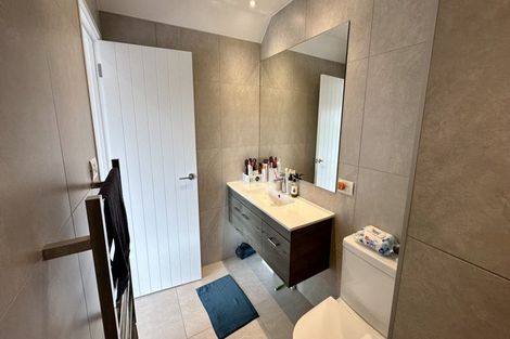 Photo of property in 28 Te Oneroa Way, Long Bay, Auckland, 0630