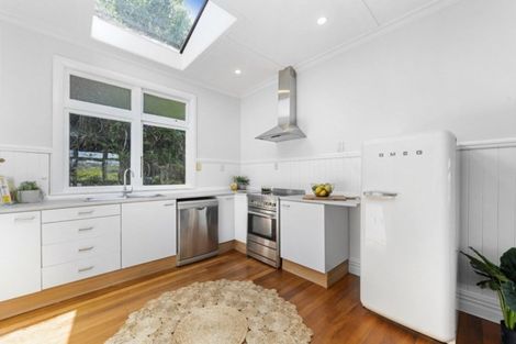 Photo of property in 43 Woodland Road, Johnsonville, Wellington, 6037