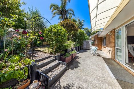 Photo of property in 11a Central Park Drive, Te Atatu South, Auckland, 0610