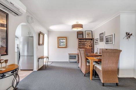 Photo of property in 2/56 Aorangi Road, Bryndwr, Christchurch, 8053