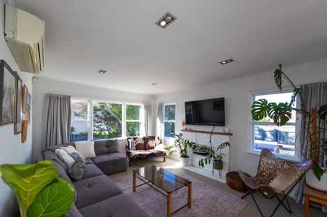 Photo of property in 33 Norwich Crescent, Tamatea, Napier, 4112